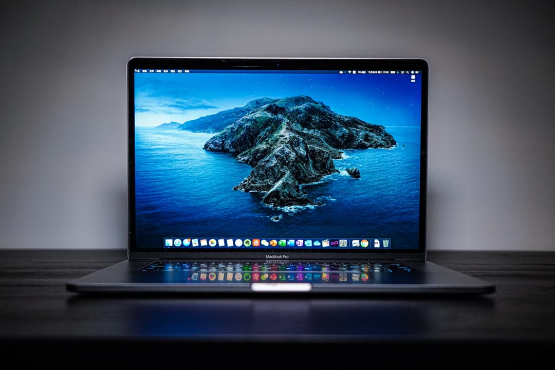 monitors image